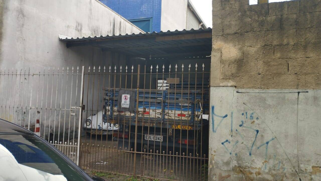 Depósito-Galpão-Armazém para alugar, 100m² - Foto 1